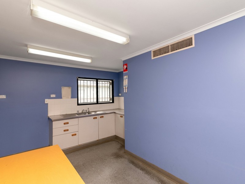 4 Front Street, Mossman QLD 4873