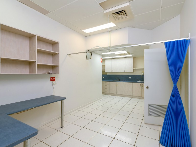 4 Front Street, Mossman QLD 4873