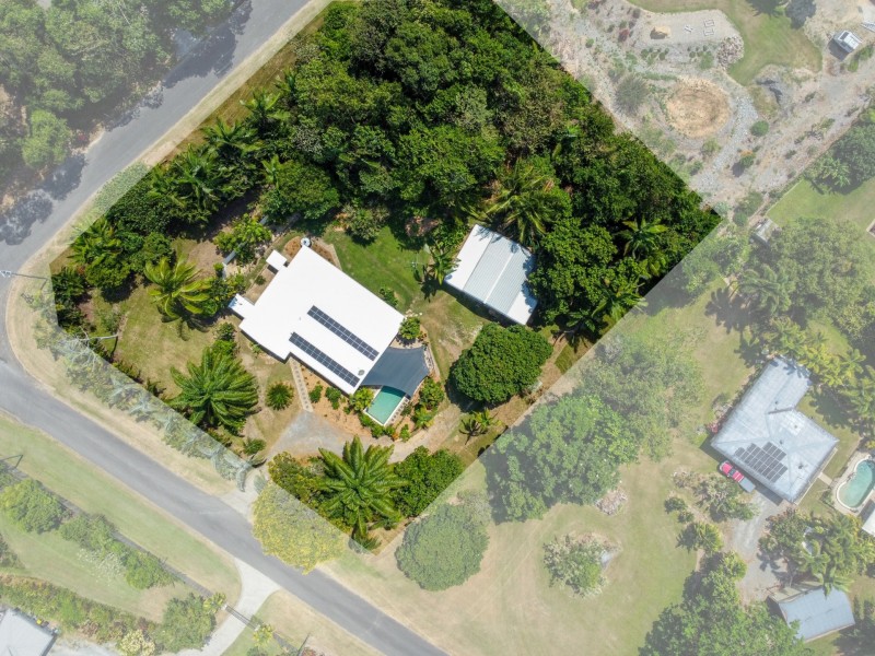 2-4 Jabeva Close, Miallo QLD 4873