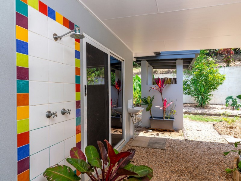 2-4 Jabeva Close, Miallo QLD 4873