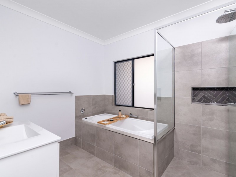 8 Kudi Close, Cooya Beach QLD 4873