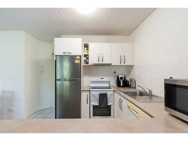 10 Queenslander/8-10 Mudlo  Street, Port Douglas QLD 4877