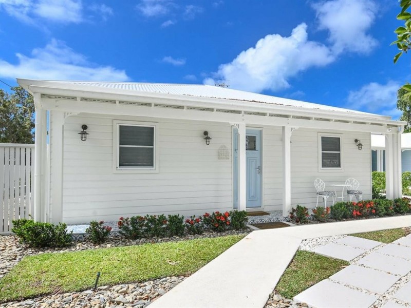11-15 Dickson Street, Port Douglas QLD 4877