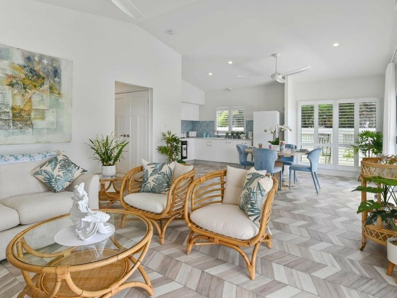 11-15 Dickson Street, Port Douglas QLD 4877