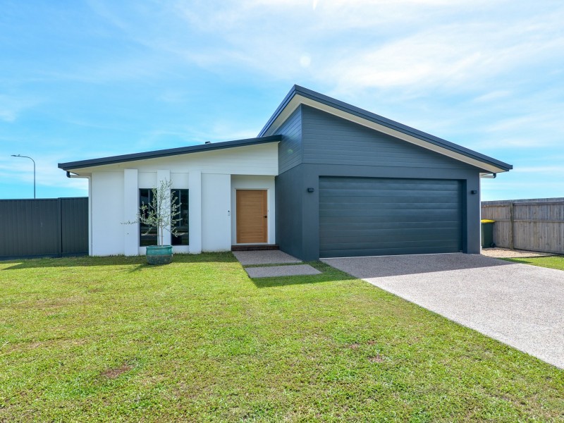 11 Greenbriar Ave, Craiglie QLD 4877
