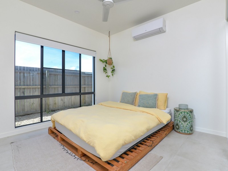 11 Greenbriar Ave, Craiglie QLD 4877