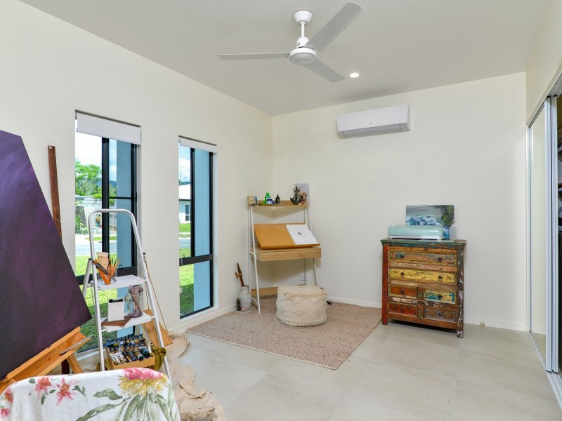 11 Greenbriar Ave, Craiglie QLD 4877