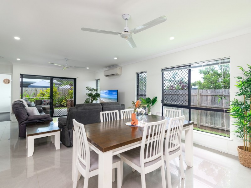 4 Barratta Circle, Trinity Park QLD 4879
