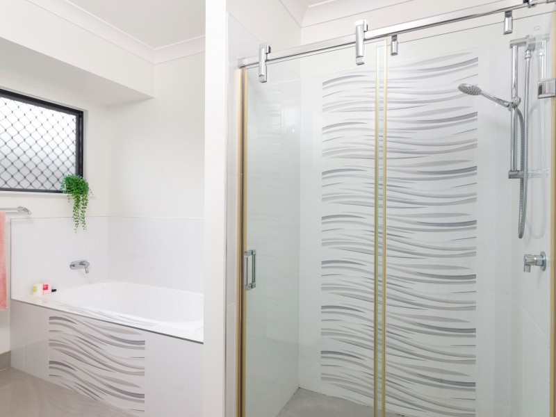 4 Barratta Circle, Trinity Park QLD 4879