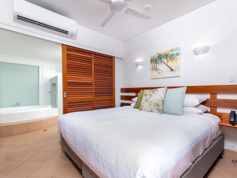 25 Peninsula/9-13 Esplanade, Port Douglas QLD 4877