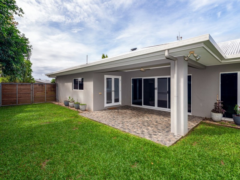 12 Dawal Close, Cooya Beach QLD 4873