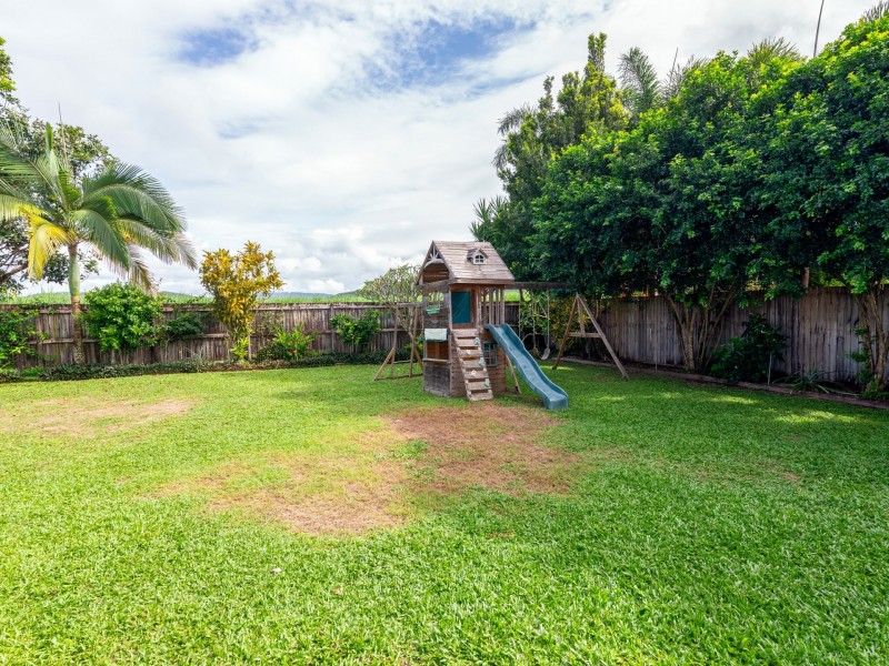 12 Dawal Close, Cooya Beach QLD 4873