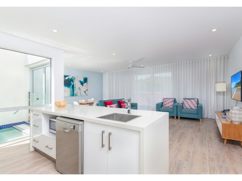 13 Pool/19-37 St Crispins Avenue, Port Douglas QLD 4877