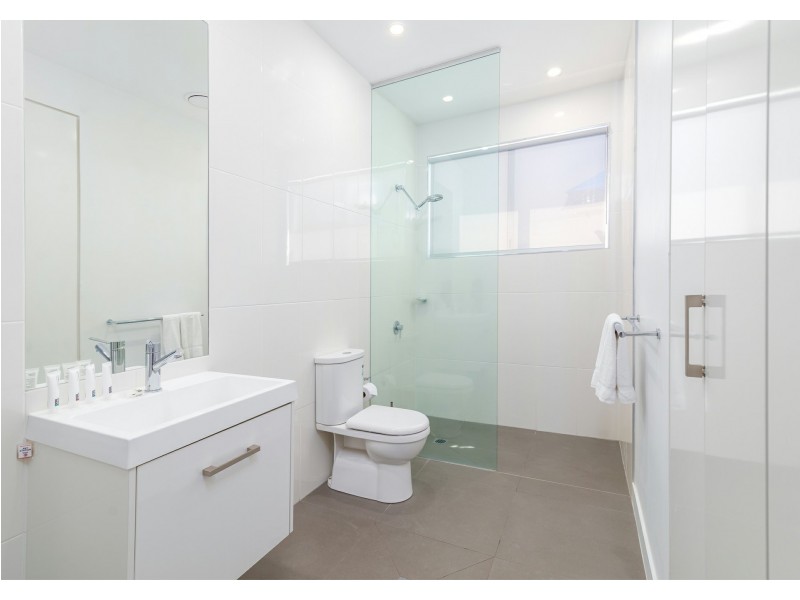 13 Pool/19-37 St Crispins Avenue, Port Douglas QLD 4877