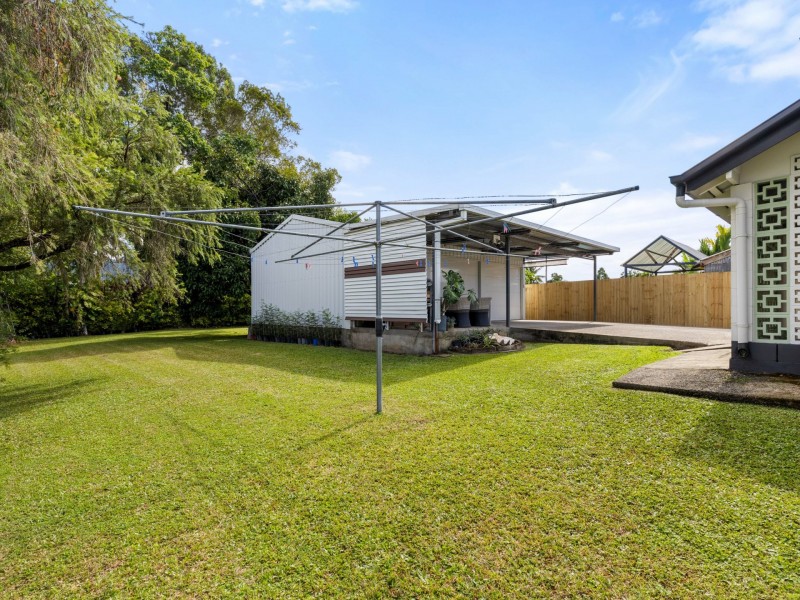 5 Owen Street, Mossman QLD 4873