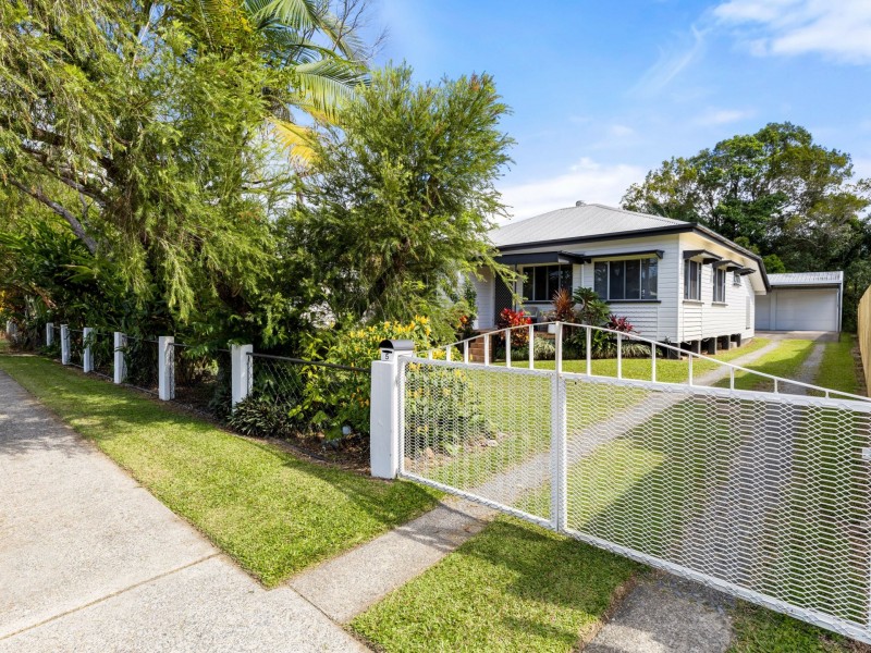 5 Owen Street, Mossman QLD 4873
