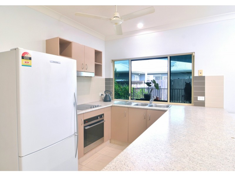 4 Riflebird Crescent, Mossman QLD 4873