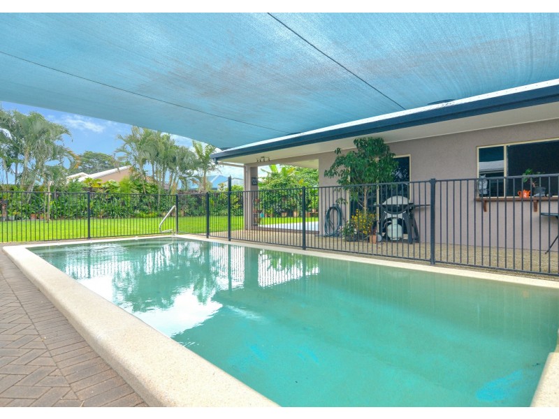 4 Riflebird Crescent, Mossman QLD 4873