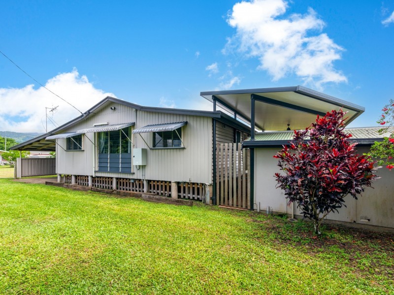 37 Cedars Street, Mossman QLD 4873