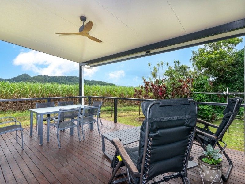 37 Cedars Street, Mossman QLD 4873