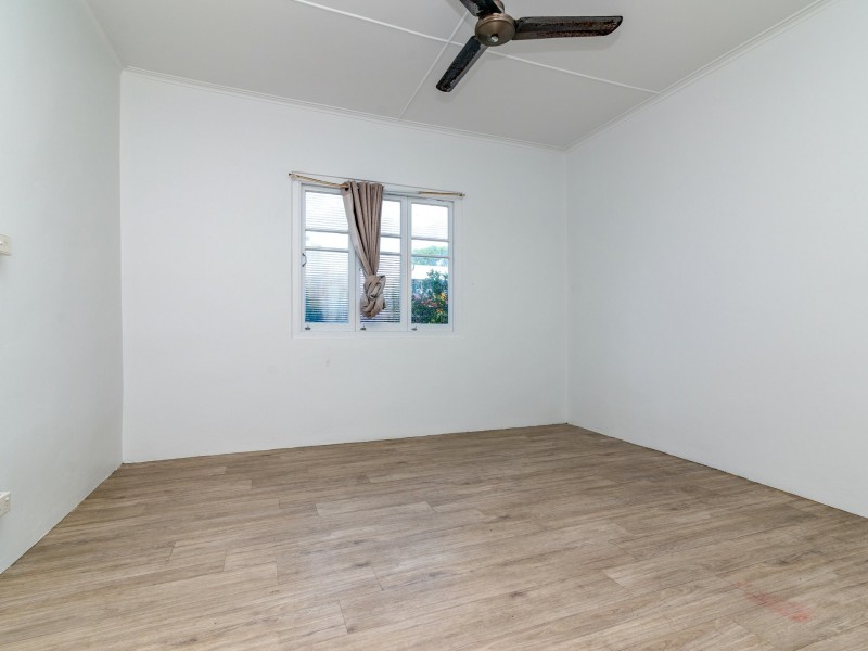 3/6 William Street, Mossman QLD 4873