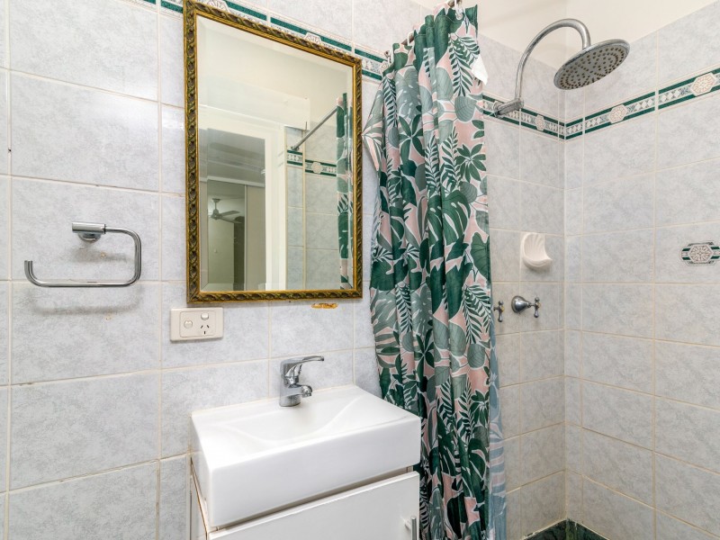 4 Gorge View Crescent, Mossman QLD 4873