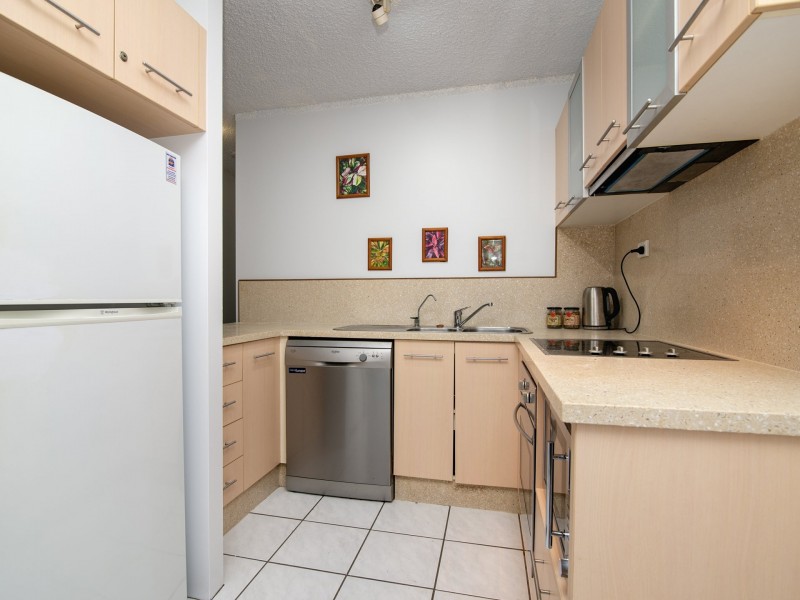7 Queenslander/8-10 Mudlo Street, Port Douglas QLD 4877