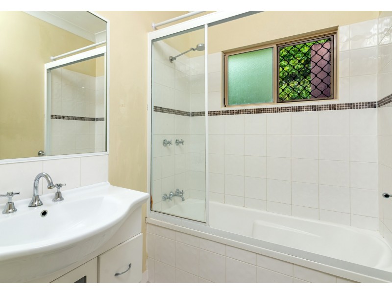 16 Shearwater, Port Douglas QLD 4877