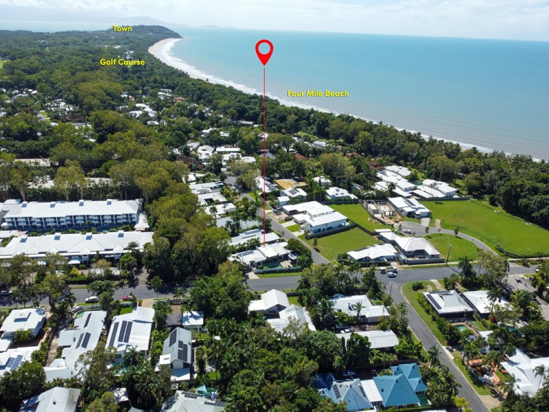 2 Andrews Close, Port Douglas QLD 4877