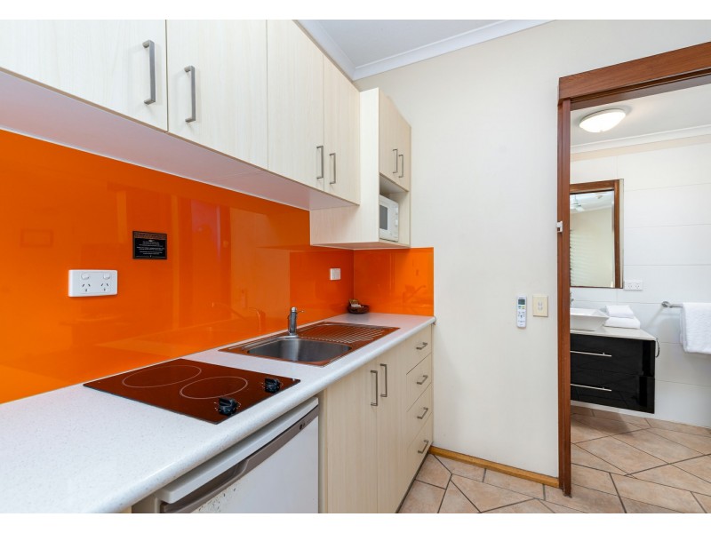 16 Hibiscus Gardens/22-24 Owen Street, Port Douglas QLD 4877
