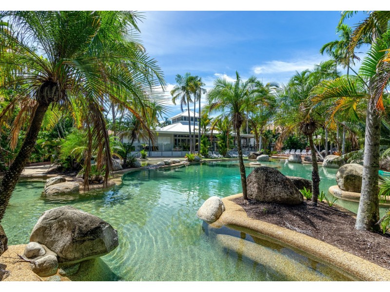 101/121-137 Port Douglas Road, Port Douglas QLD 4877