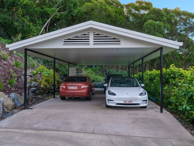 304 Mowbray River Road, Mowbray QLD 4877