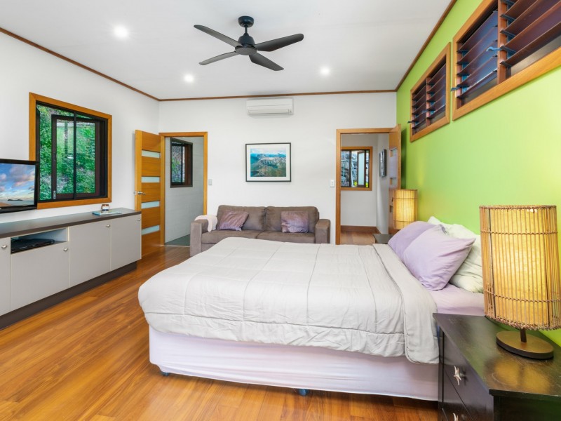 304 Mowbray River Road, Mowbray QLD 4877