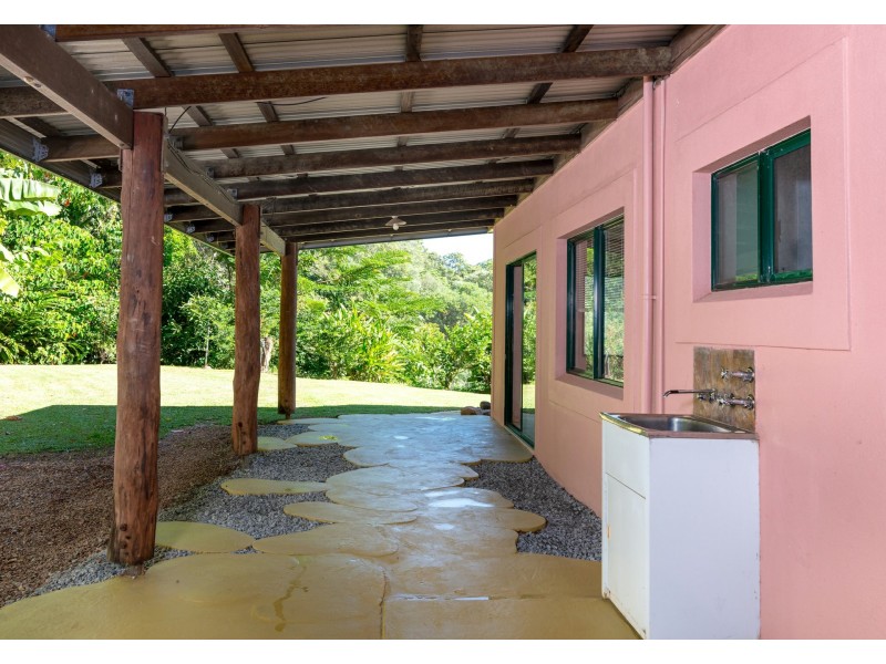 142-150 Somerset Drive, Miallo QLD 4873