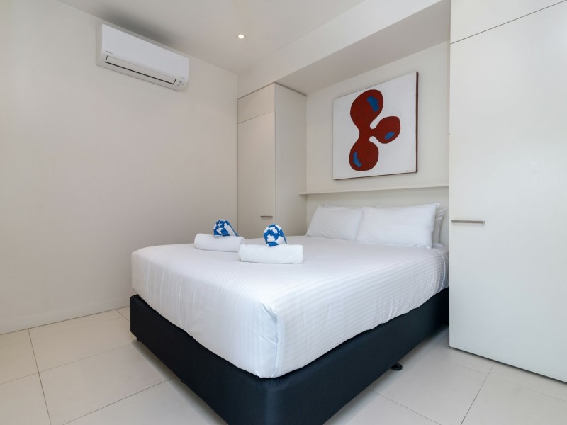 64 Pool/19-37 St Crispins Avenue, Port Douglas QLD 4877