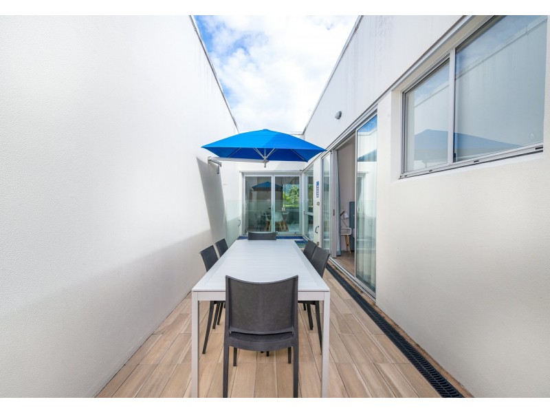 6 Pool/19-37 St Crispins Avenue, Port Douglas QLD 4877