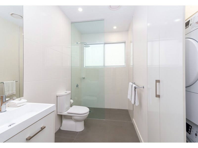6 Pool/19-37 St Crispins Avenue, Port Douglas QLD 4877