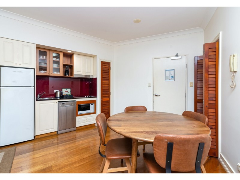 221 Mantra on the Inlet/18-20 Wharf Street, Port Douglas QLD 4877