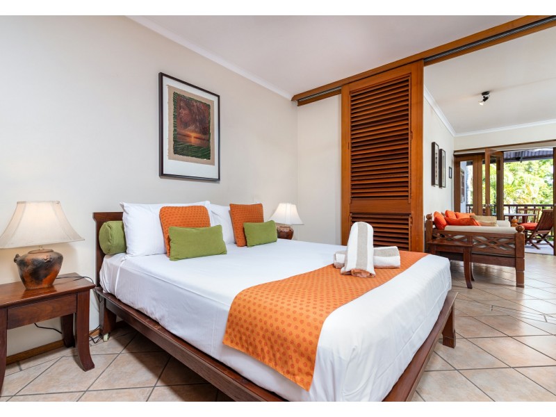 25 Hibiscus Gardens/22-24 Owen Street, Port Douglas QLD 4877