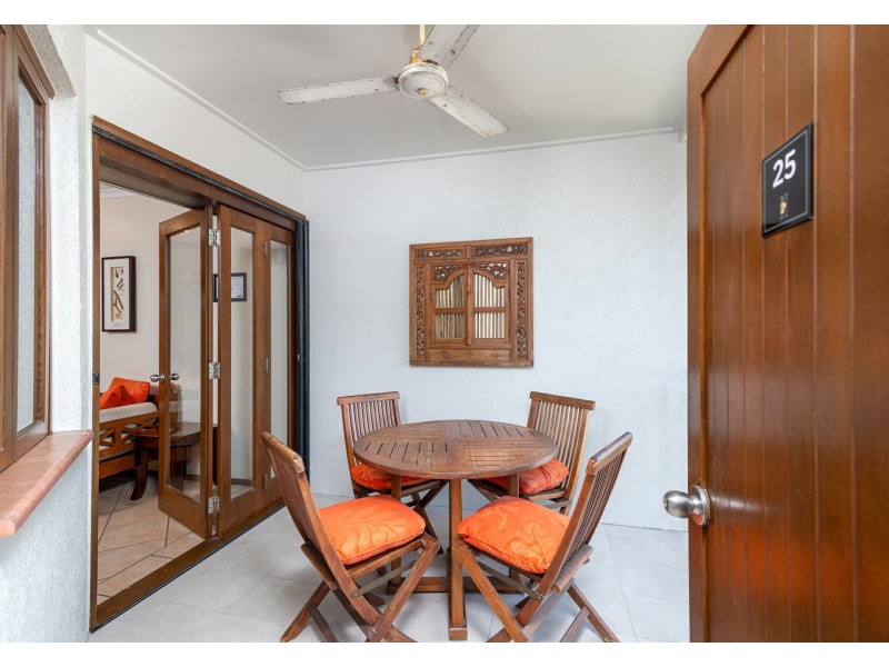 25 Hibiscus Gardens/22-24 Owen Street, Port Douglas QLD 4877