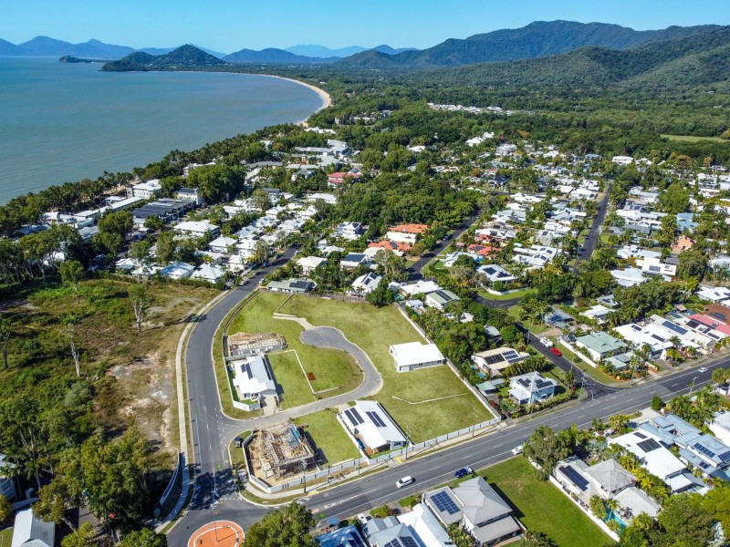 Beach Have Estate, Palm Cove QLD 4879