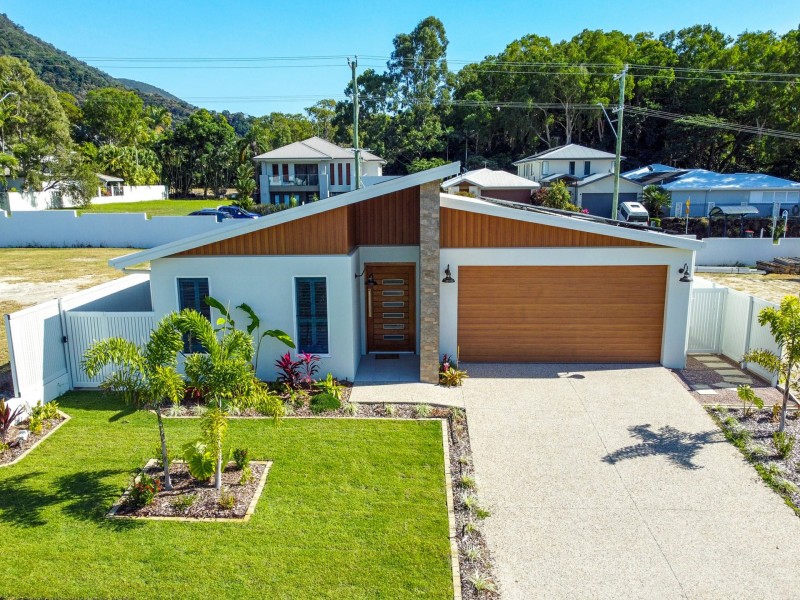 Beach Have Estate, Palm Cove QLD 4879