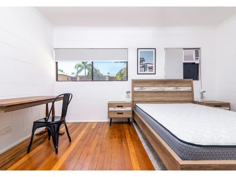 2/65 Davidson Street, Port Douglas QLD 4877