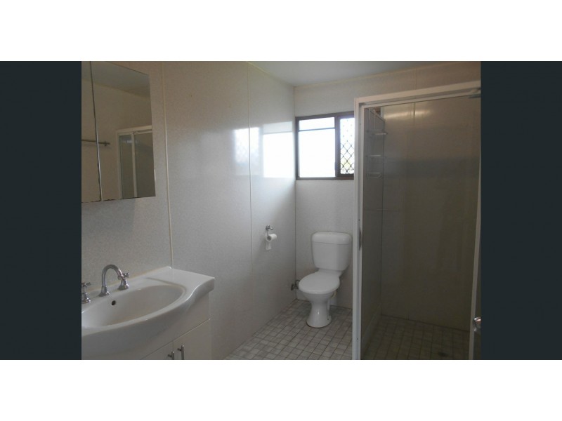 Unit 4/20 Atherton Street, Mossman QLD 4873