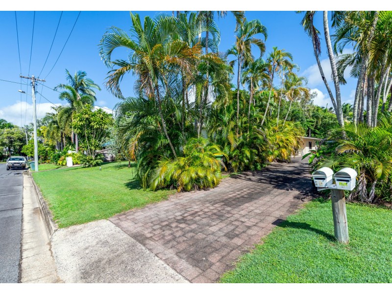 1/3 Coral Drive, Port Douglas QLD 4877