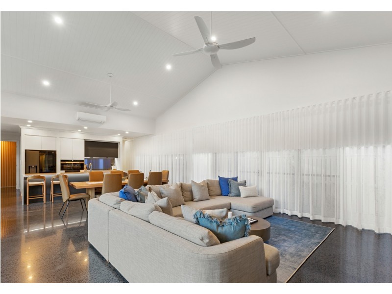 1/2-12 Reef Street, Port Douglas QLD 4877