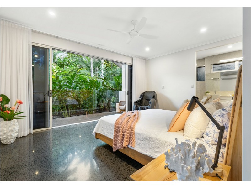 1/2-12 Reef Street, Port Douglas QLD 4877
