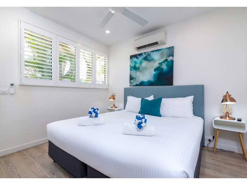8 Pool/19-37 St Crispins Avenue, Port Douglas QLD 4877