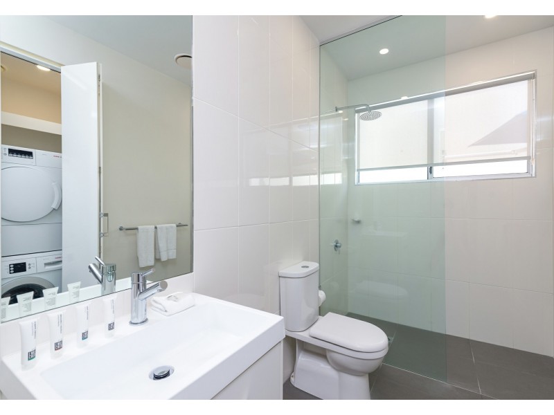 8 Pool/19-37 St Crispins Avenue, Port Douglas QLD 4877