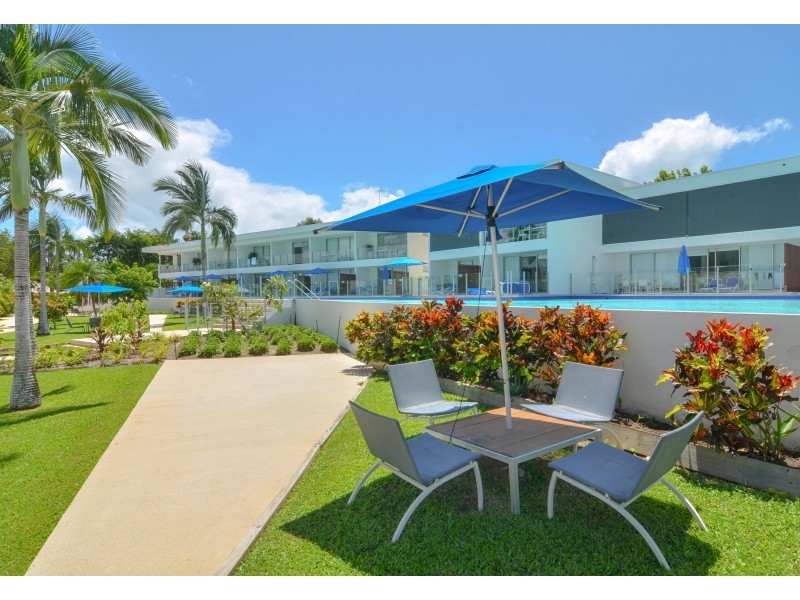 8 Pool/19-37 St Crispins Avenue, Port Douglas QLD 4877
